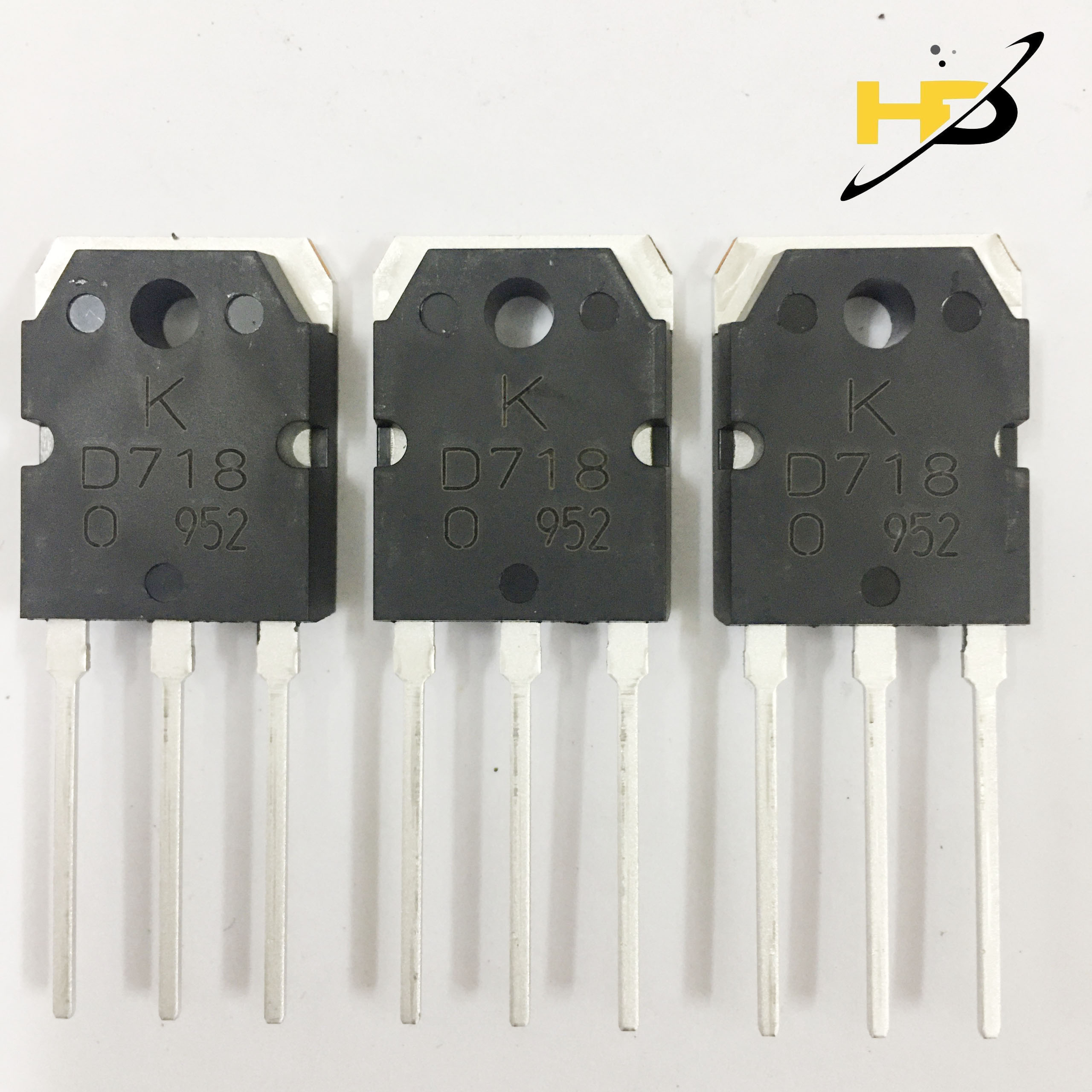 Set of 3 Transistors D718 (New Zinc), Power Transistors, D718 Transistors