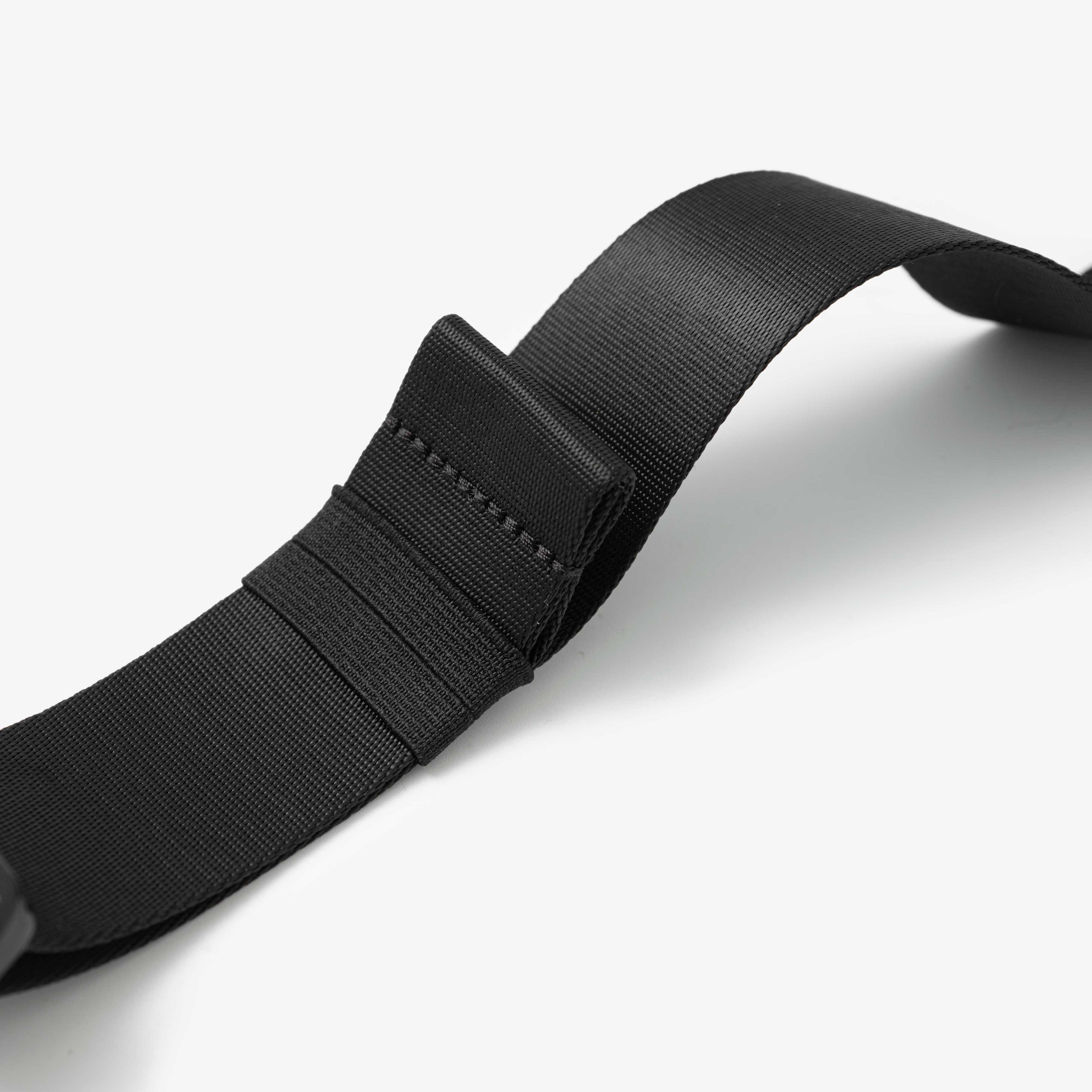 Túi đeo chéo DIM Casual Bumbag