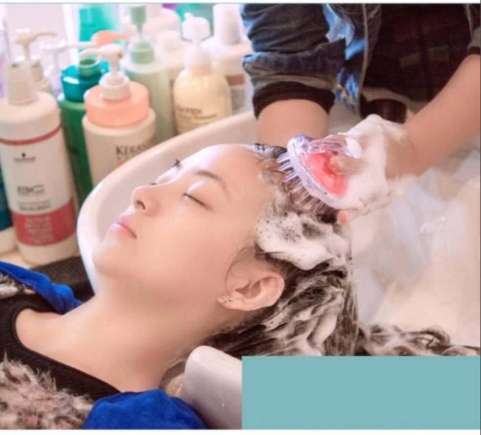 Lược Gội Đầu Massage Gai Sillicon