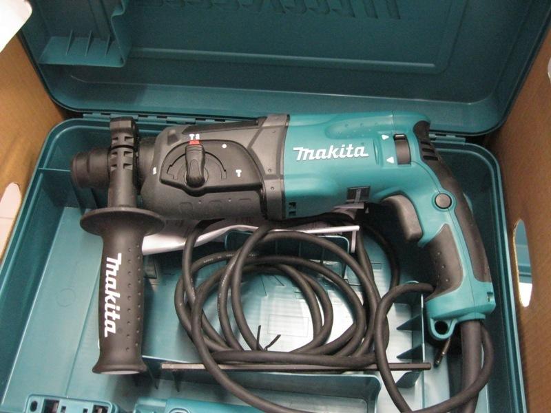 24mm Máy khoan đa năng Makita HR2470 800W