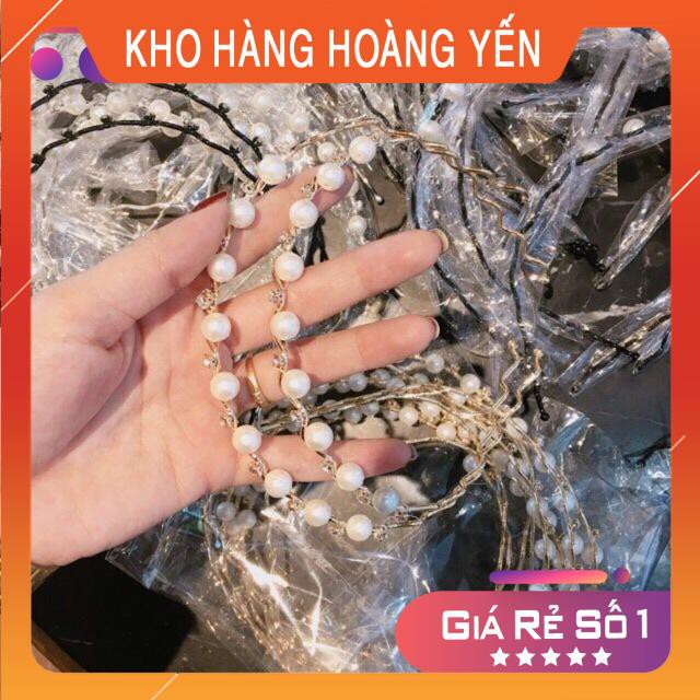 Cài tóc tiểu thư sang trọng hết mức