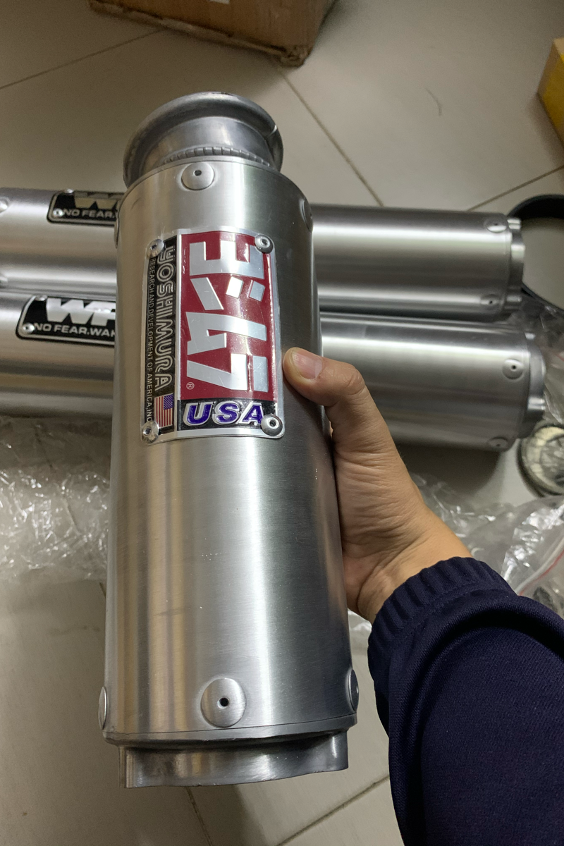 Lon Pô Yoshi CB400 Dài 33cm