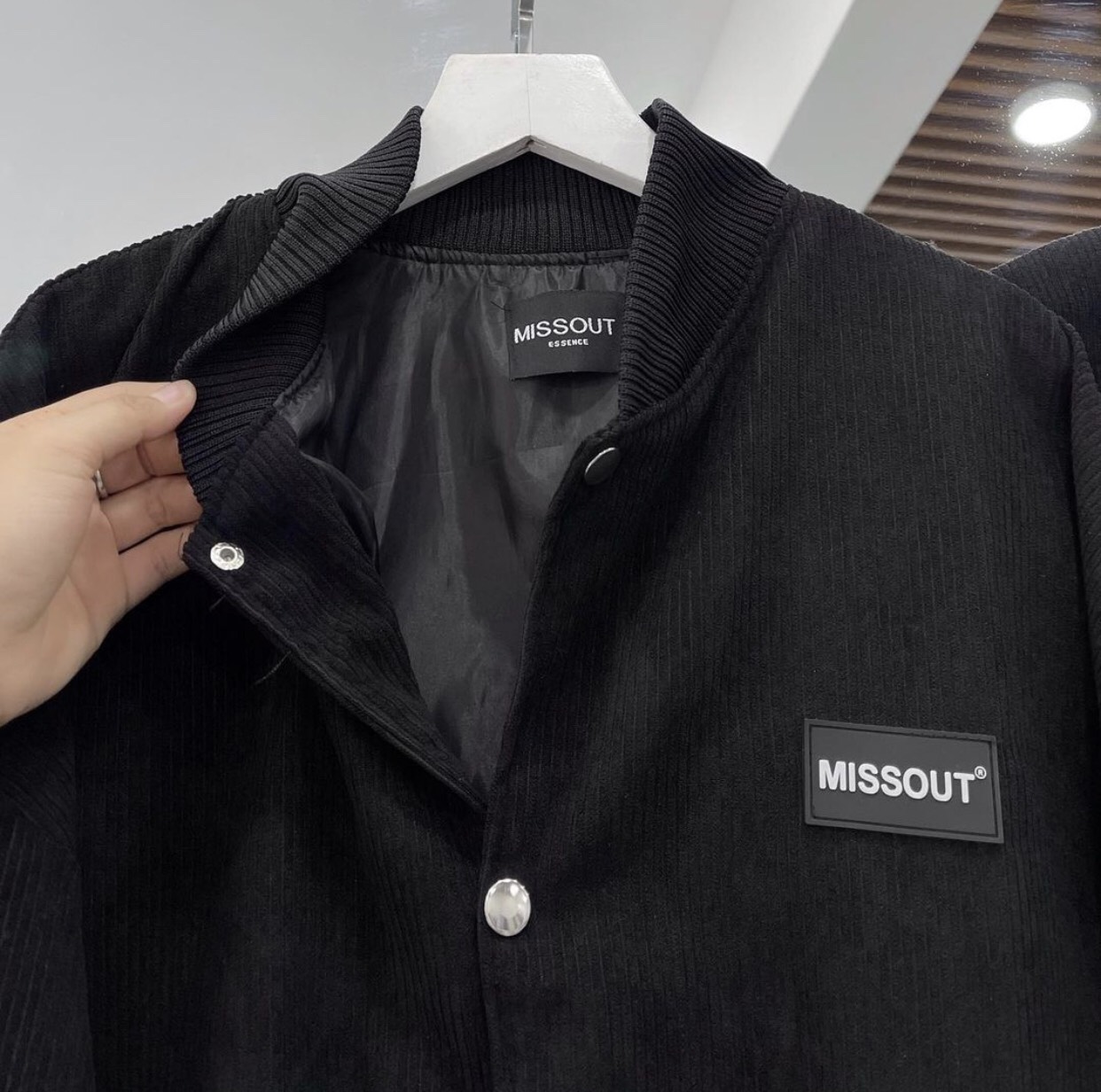 Áo khoác bomber Missout nam nữ