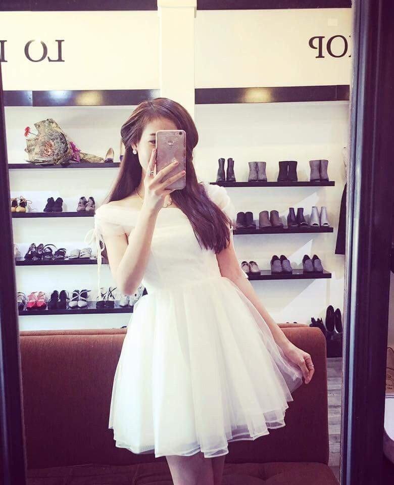Đầm lưới bẹt vai