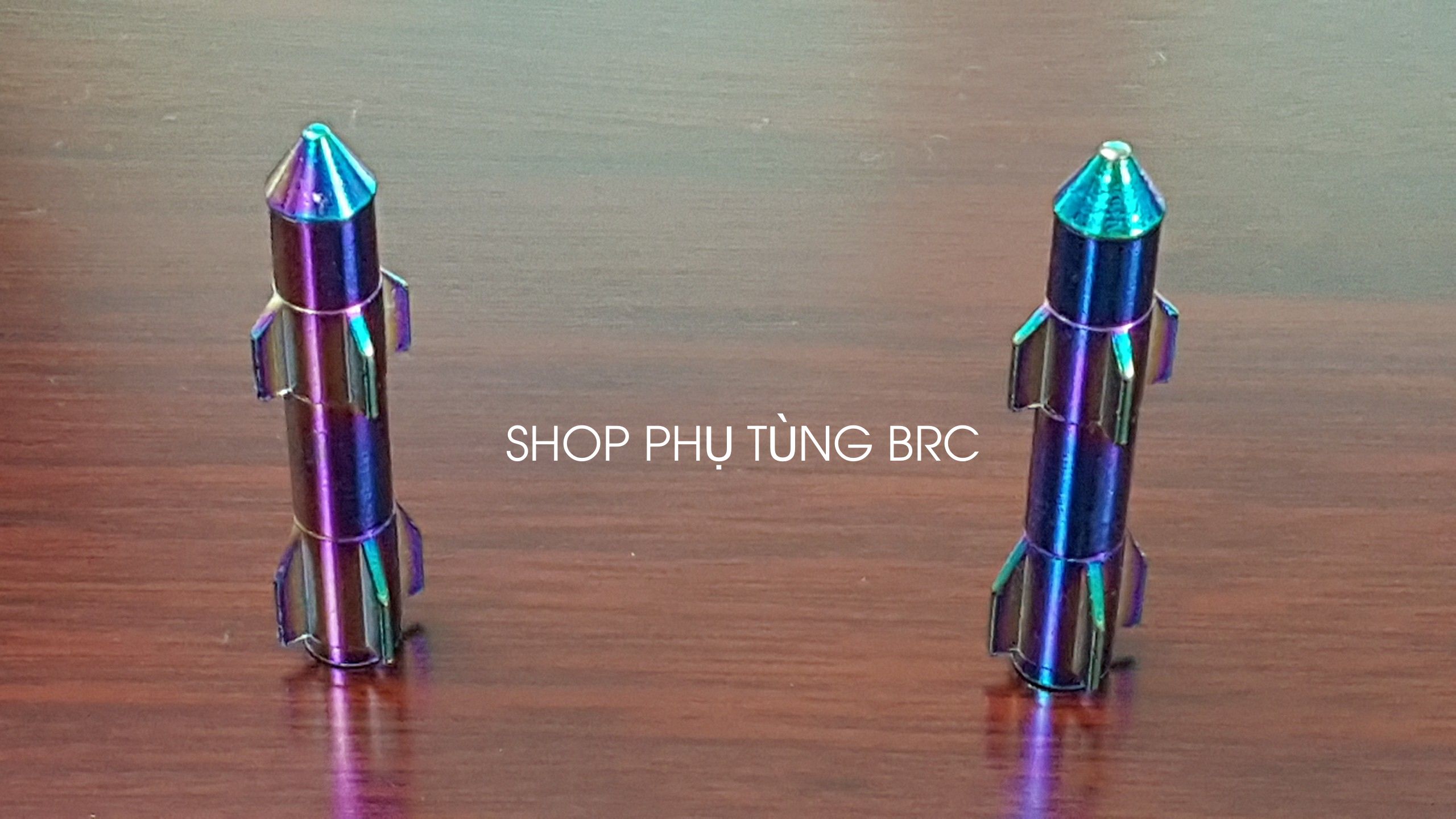Đầu chụp đủa thắng titan kiểu hỏa tiễn.
