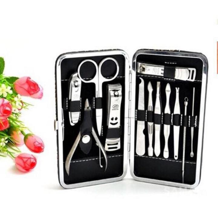 Bộ Kìm  12 Chi Tiết Bấm Móng Tay