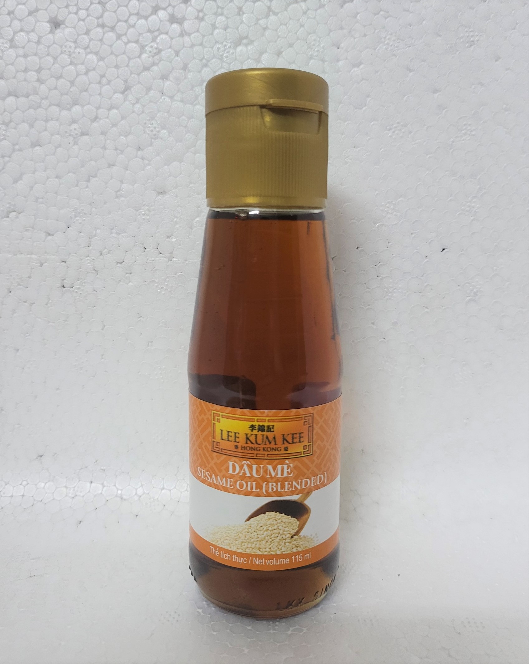 Chai nhỏ 115ml DẦU MÈ TỔNG HỢP China LEE KUM KEE Sesame Oil Blended