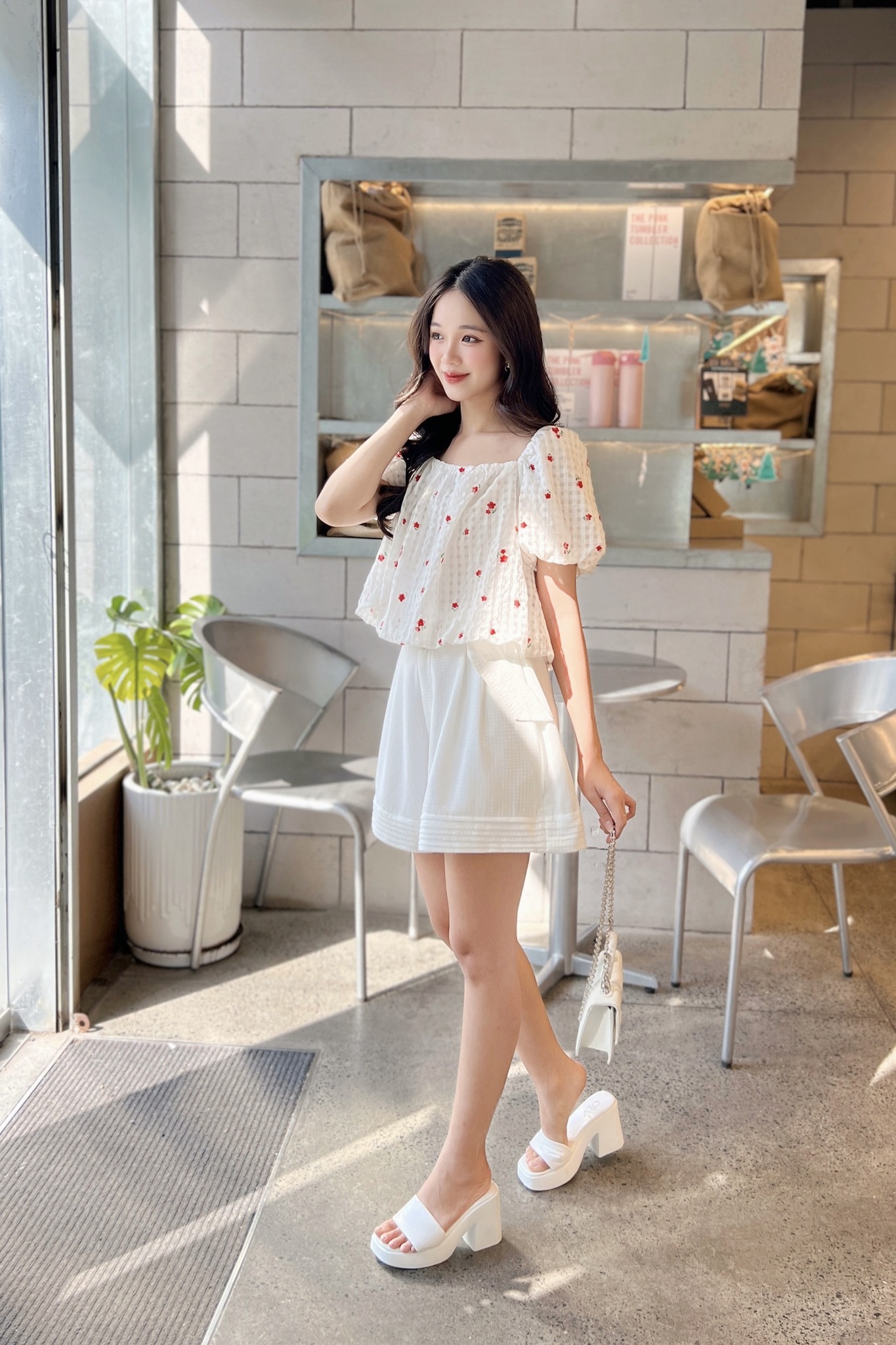 Voucher siêu sale 15% OLV - Áo Sue Fleur Top