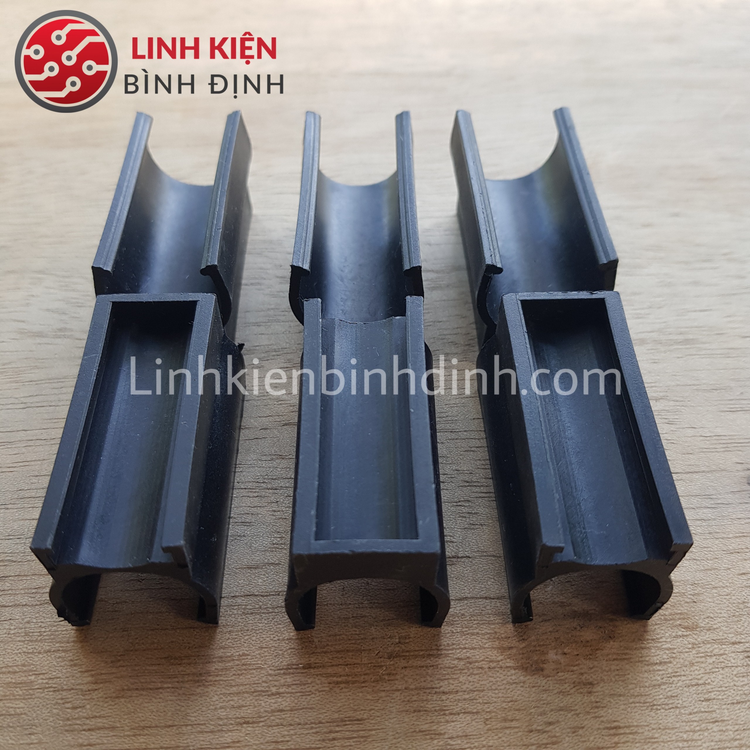 Đế cắm cò bóp