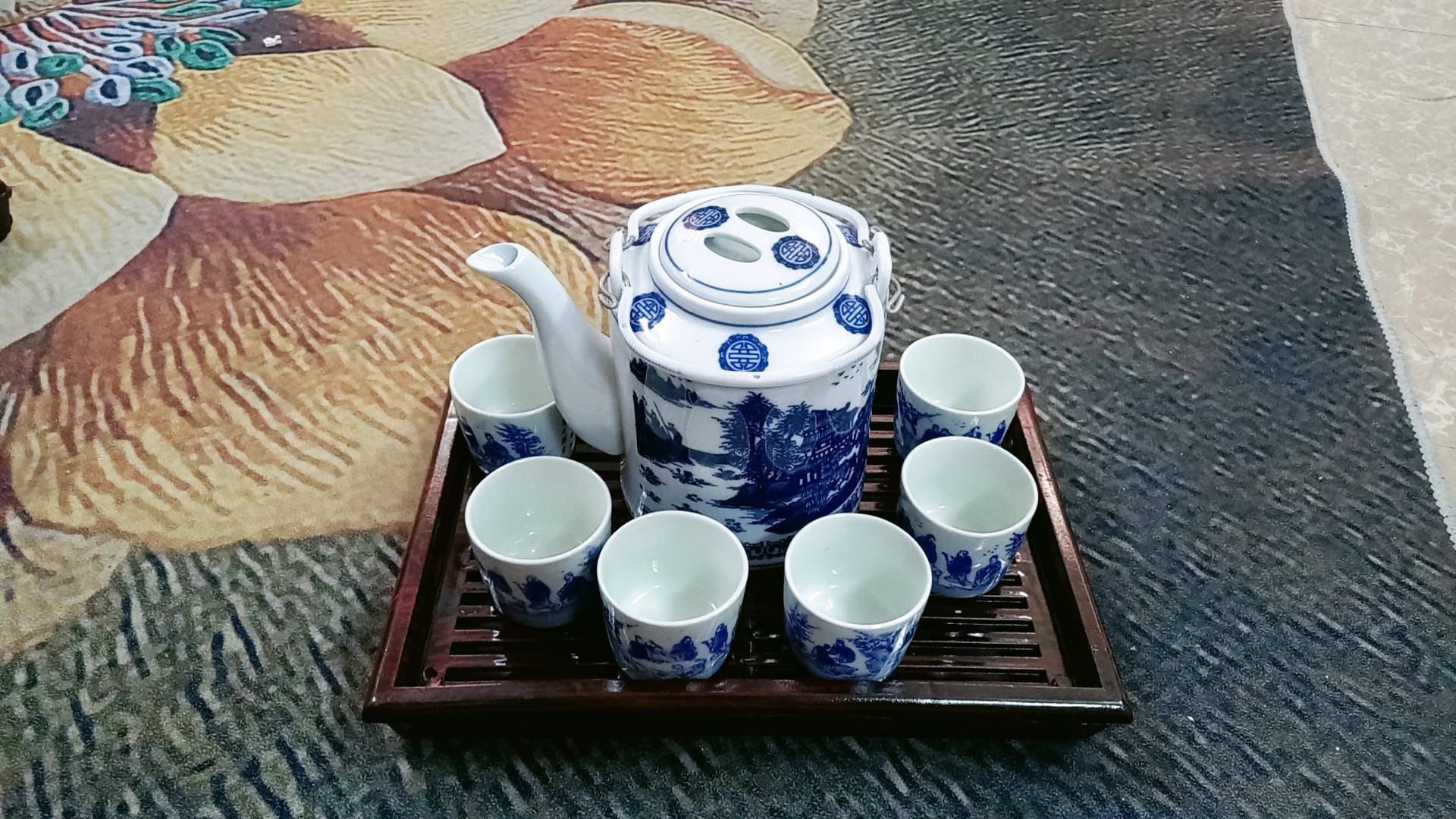 Bộ 6 cốc men lam Bát Tràng uống trà xanh