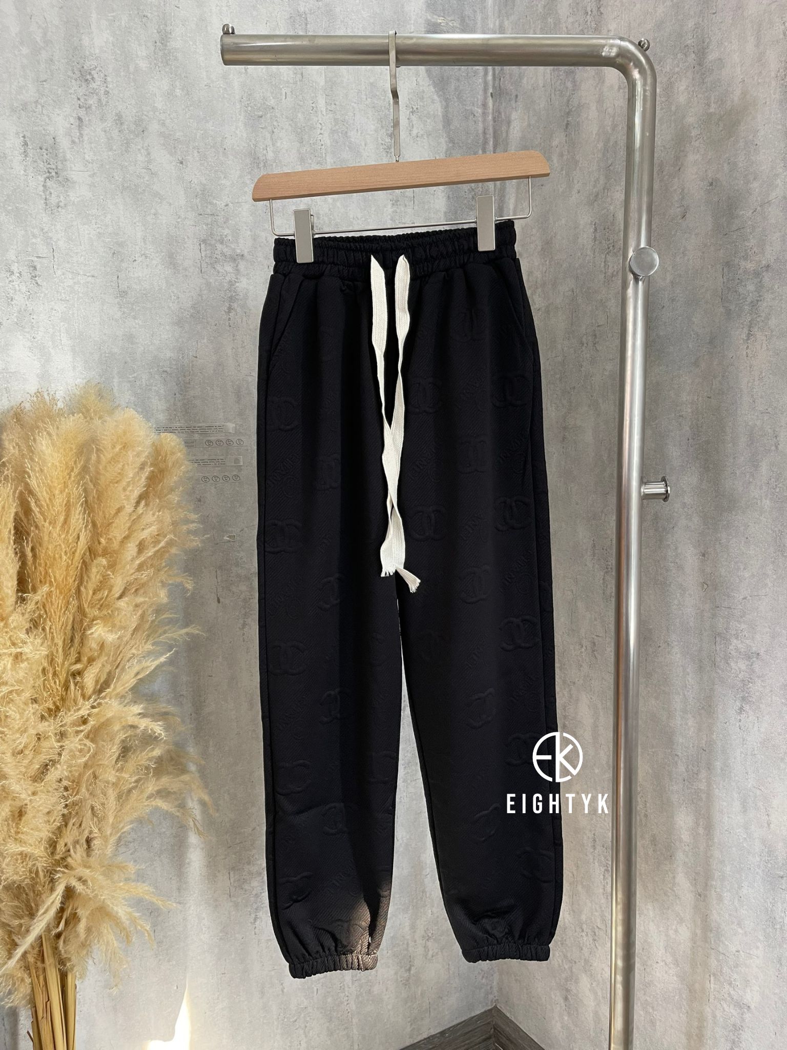 EIGHTYK Quần Dài Jogger Hoạ Tiết Logo
