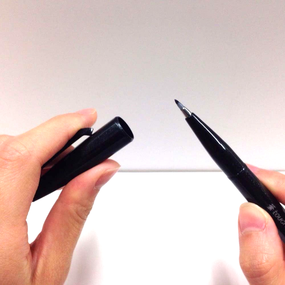 Bút viết thư pháp PENTEL Sign brush pen - Calligraphy