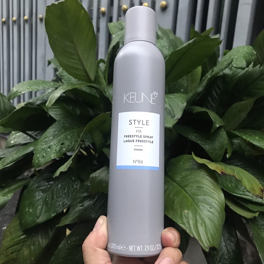 Keo xịt tạo kiểu tóc Keune -Style Freestyle Spray 300ml