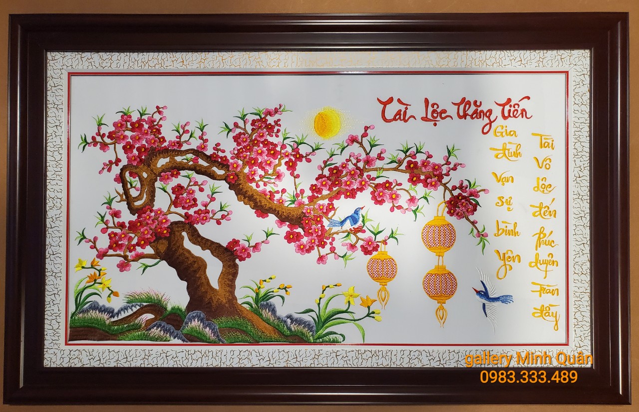 Tranh thêu hoa đào - tài lộc thăng tiến
