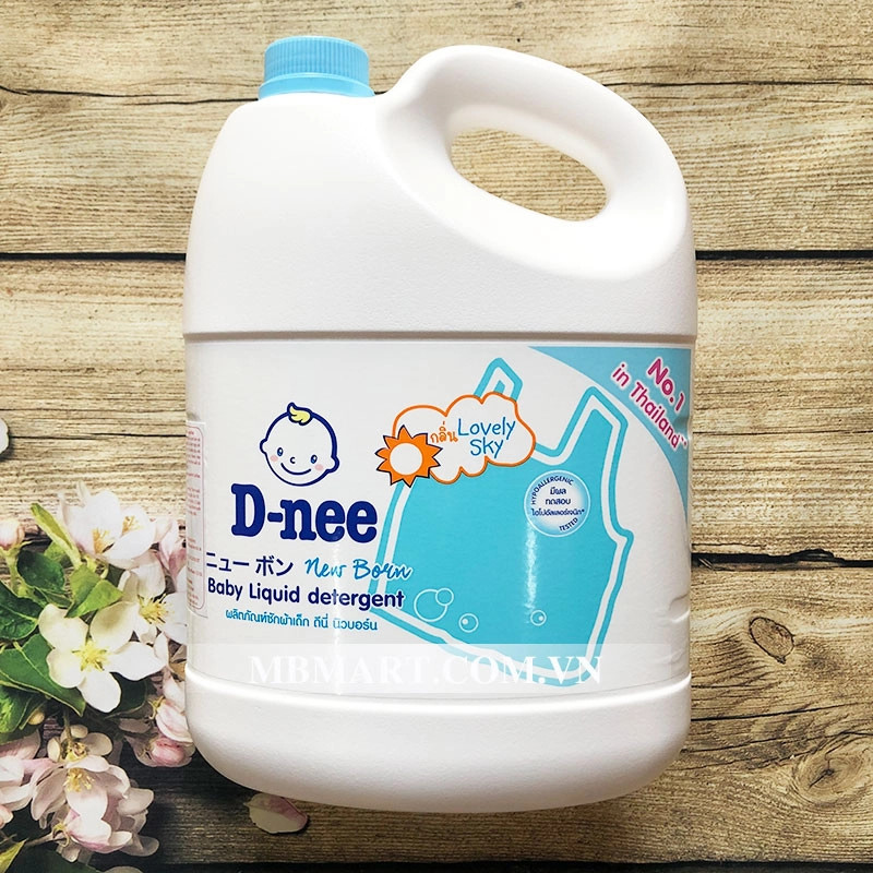 Nước giặt quần áo em bé Dnee 3000ml (Chính hãng có tem Đại Thịnh)