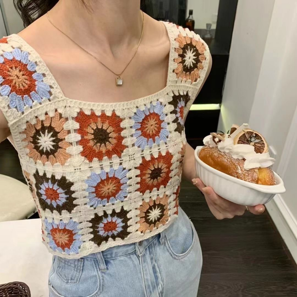 Áo Hai Dây Len Móc Dáng Ngắn Croptop Thêu Hoa Vuông Họa Tiết Thổ Cẩm Áo 2 Dây Đi Biển Đi Chơi Hottrend Mùa Hè 2023