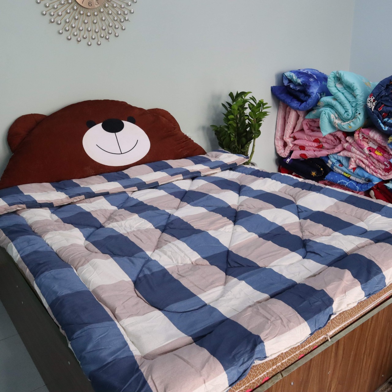 (Có Video) Chăn bông siêu nhẹ mẫu Hoa lá , chăn bông mùa đông người lớn siêu nhẹ, chăn phao mùa đông chần bông siêu nhẹ giá rẻ (album các mẫu Hoa lá)