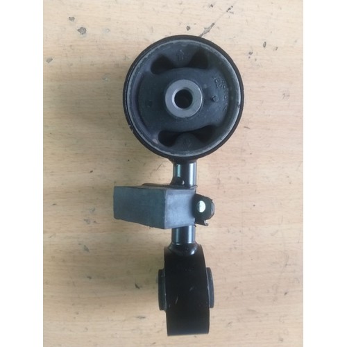 Chân máy thanh giằng Camry 2.4 đời 03-07
