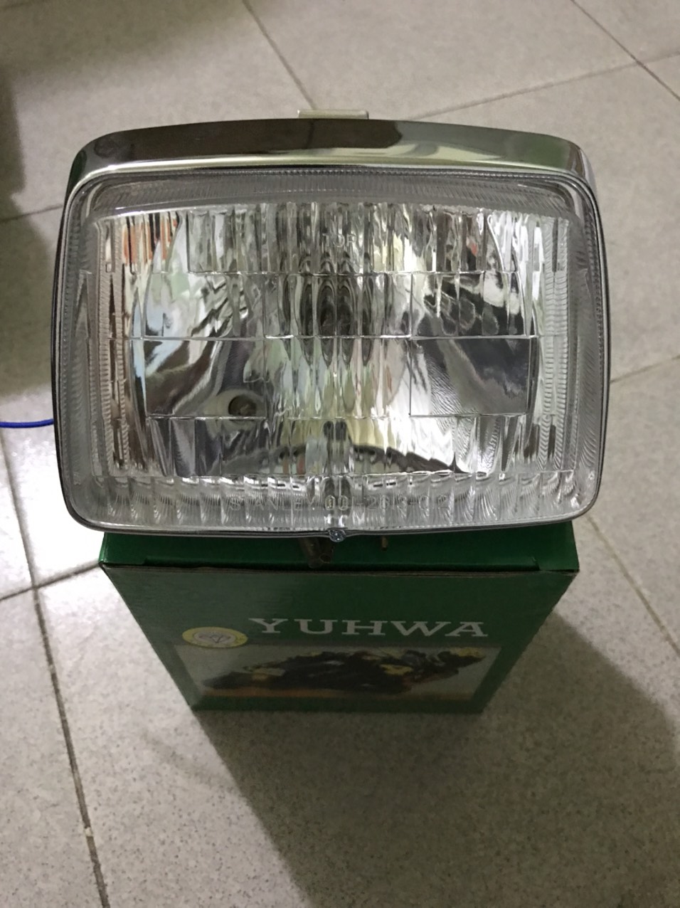 Pha đèn Yuhwa cub 82, DH, DD...Đài Loan