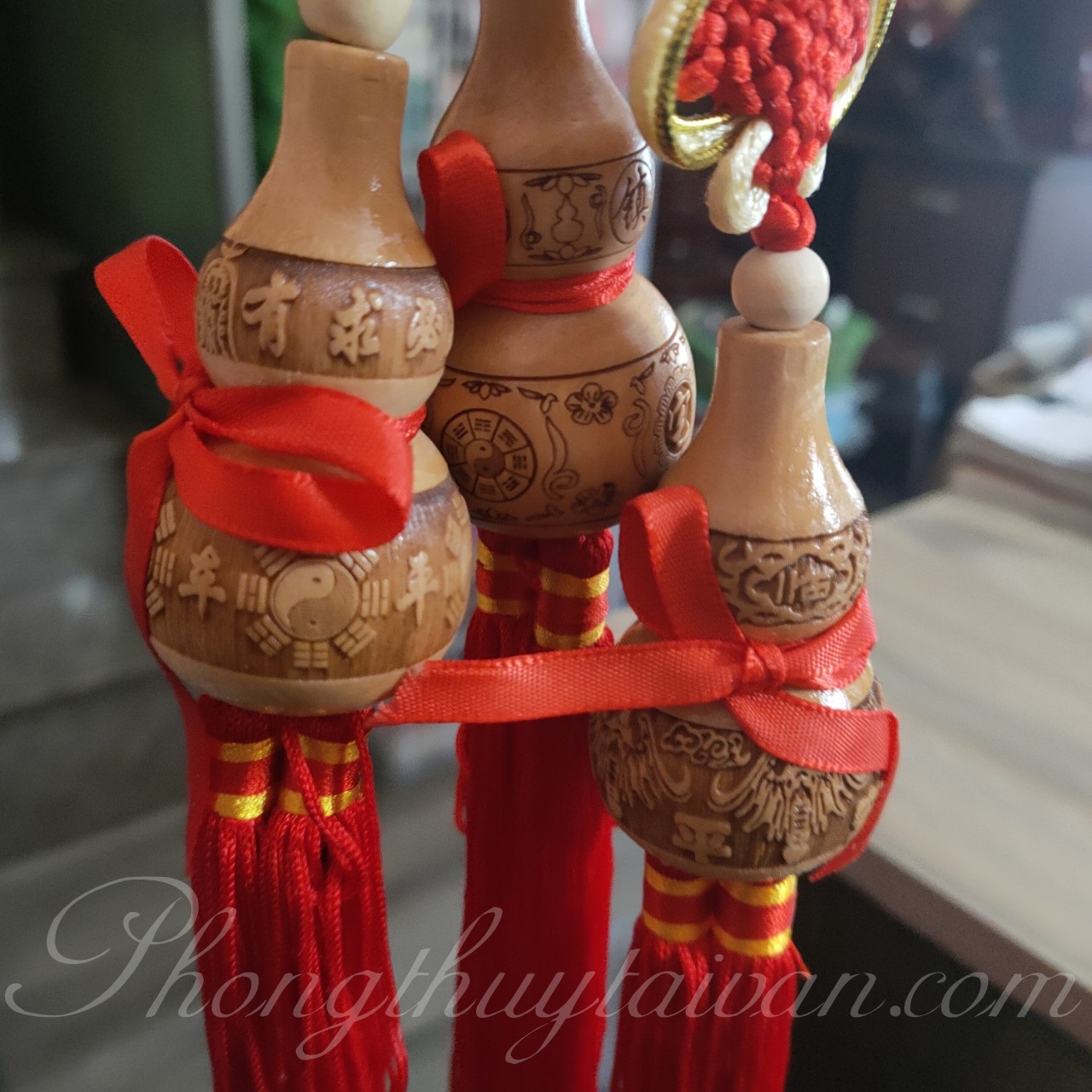Dây treo Phong Thủy Hồ Lô gỗ đào 33cm (3 mẫu).