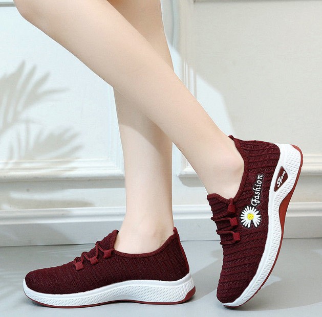Giày thể thao nữ hoa cúc đi bộ cực êm siêu xinh V253