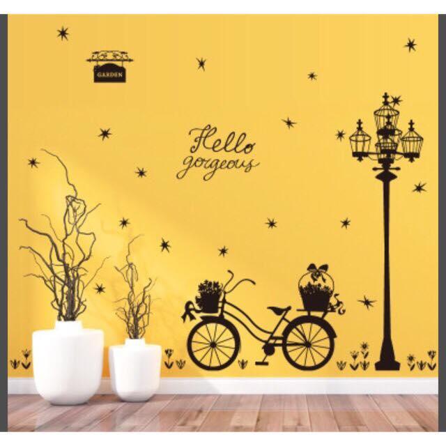 decal dán tường cột đèn xe hoa