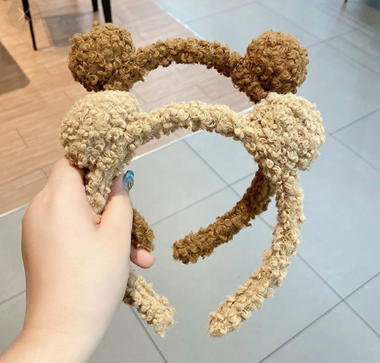 Bờm Lông Cừu Tai Gấu