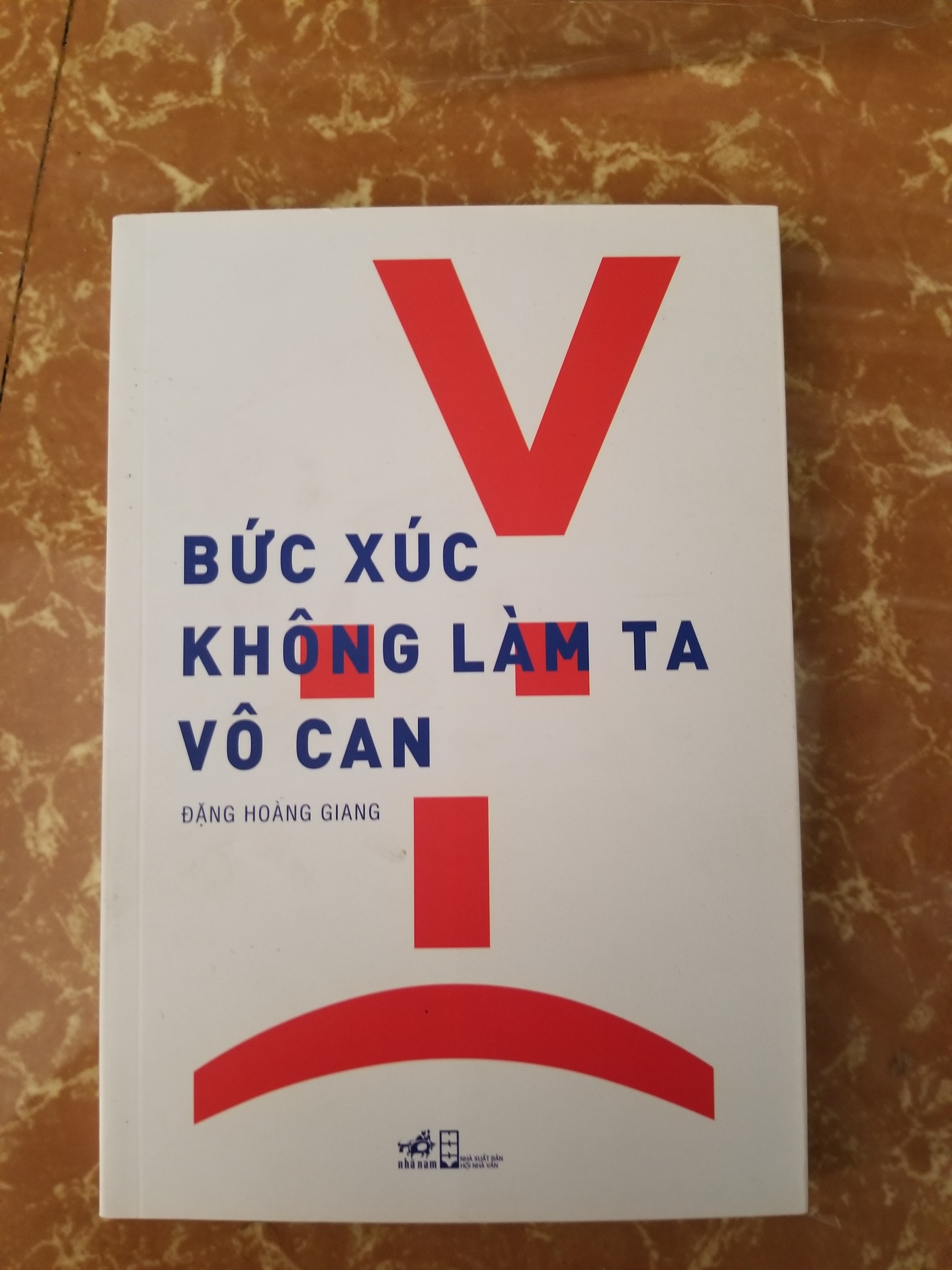 Bức xúc không làm ta vô can