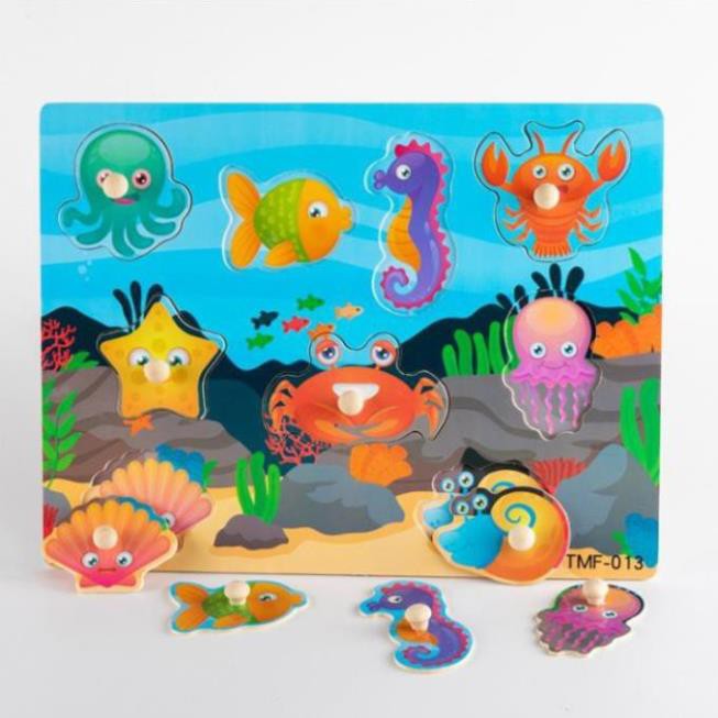 Bảng núm gỗ_Đồ chơi Lắp ráp bằng Núm gỗ cho Bé(23x30x0.5cm )
