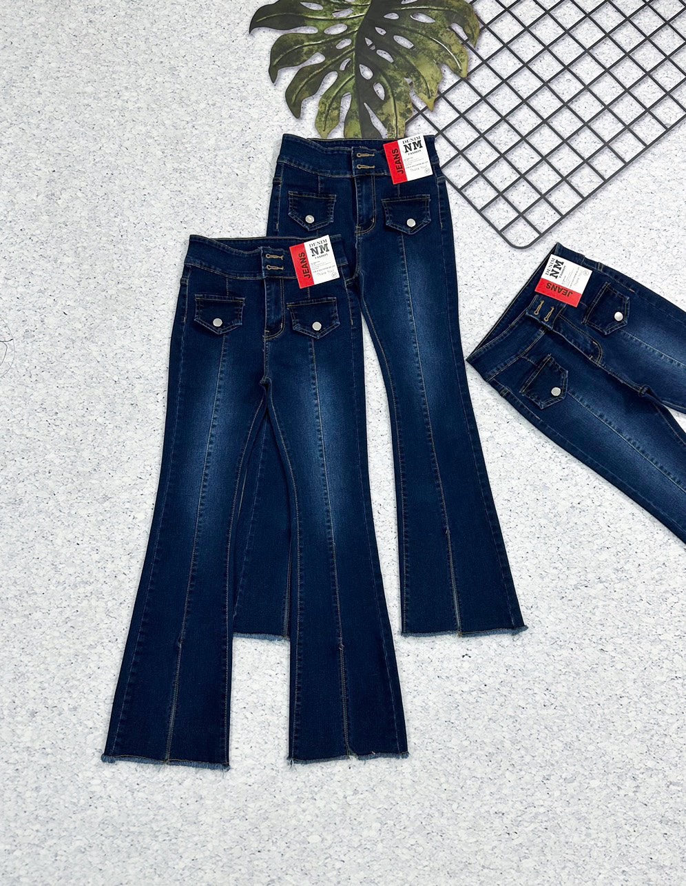 quần jeans nữ ống loe dài thêu túi sau thời trang lưng cao co giãn
