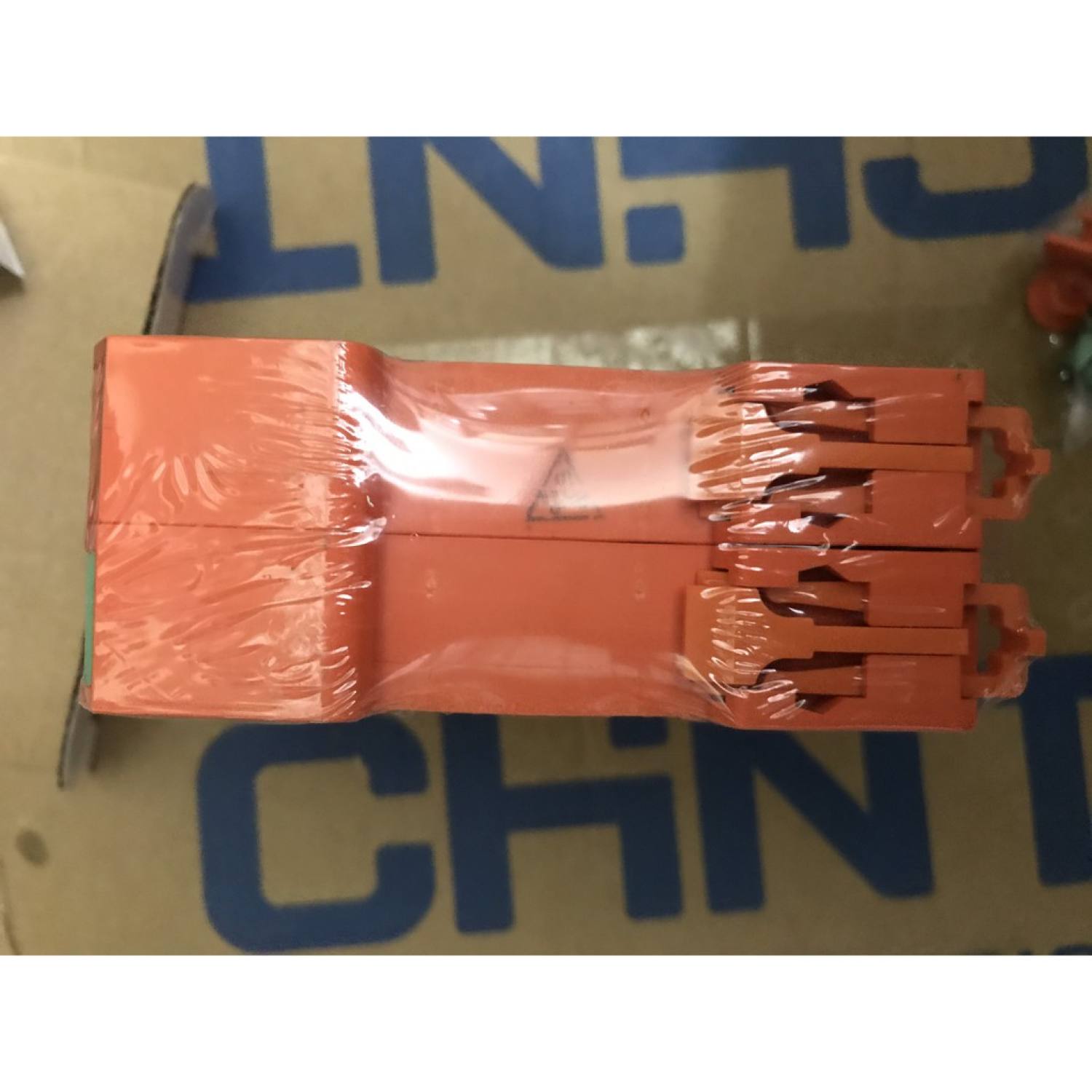 [Suntree] Chống sét bảo vệ mạch DC 2Pha SUP2H-PV 500VDC hoặc 800VDC