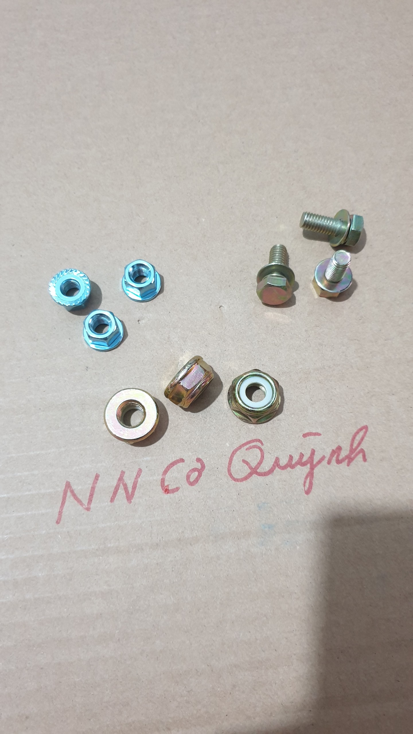 [5 ốc ] Ốc vặn đầu bò ( dao) máy cắt cỏ. 8 LY - 10 LY - 7 LY