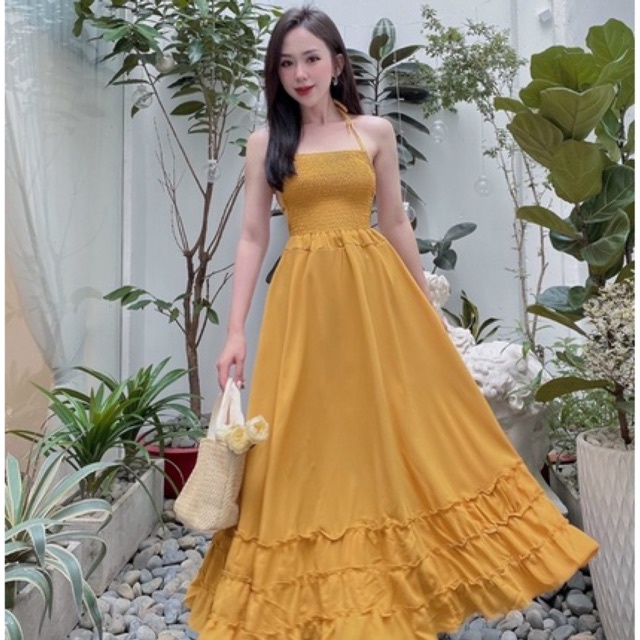 Đầm Maxi Bèo Hở Lưng.....