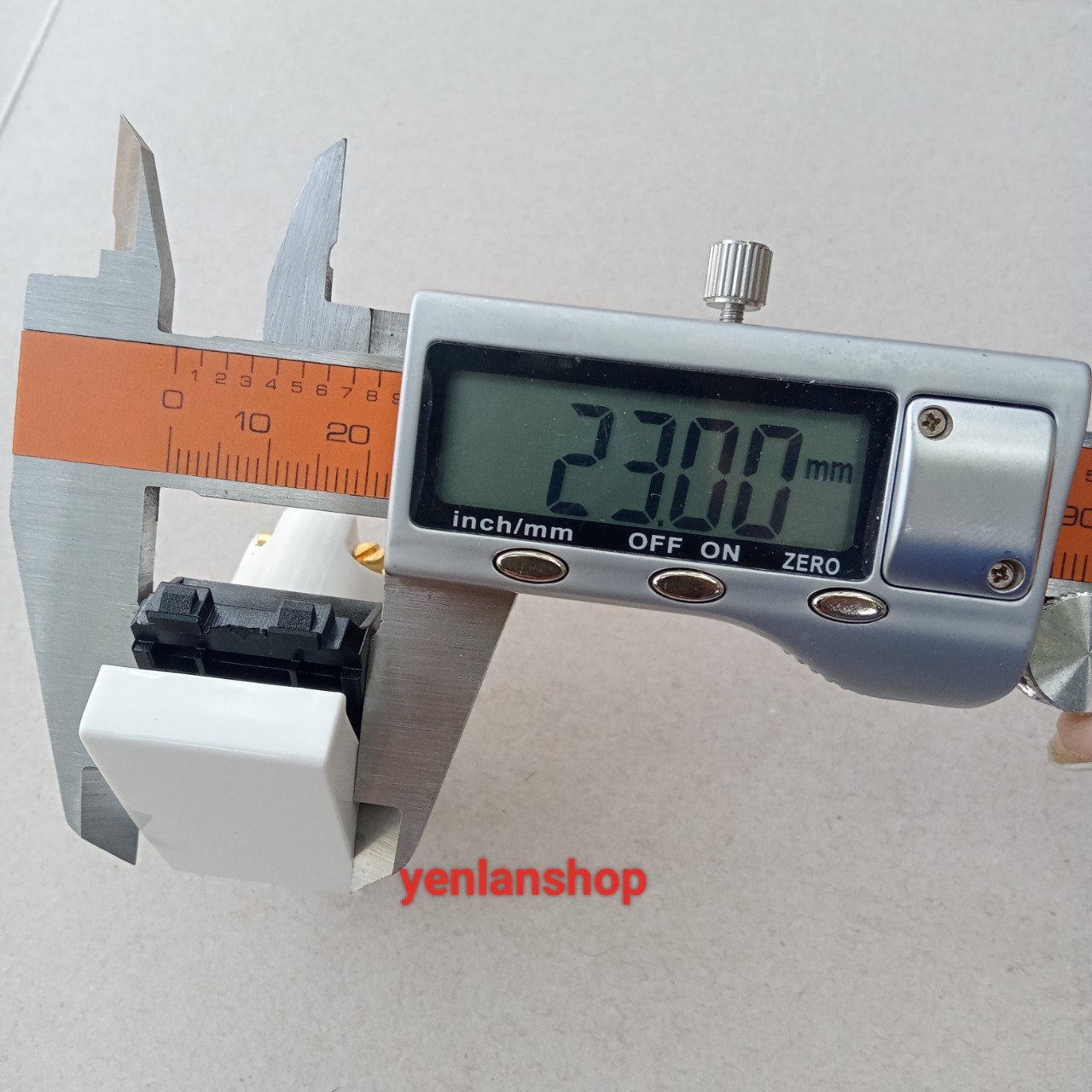 Hạt công tắc trung gian, công tắc đa chiều 4 cực, S18CC