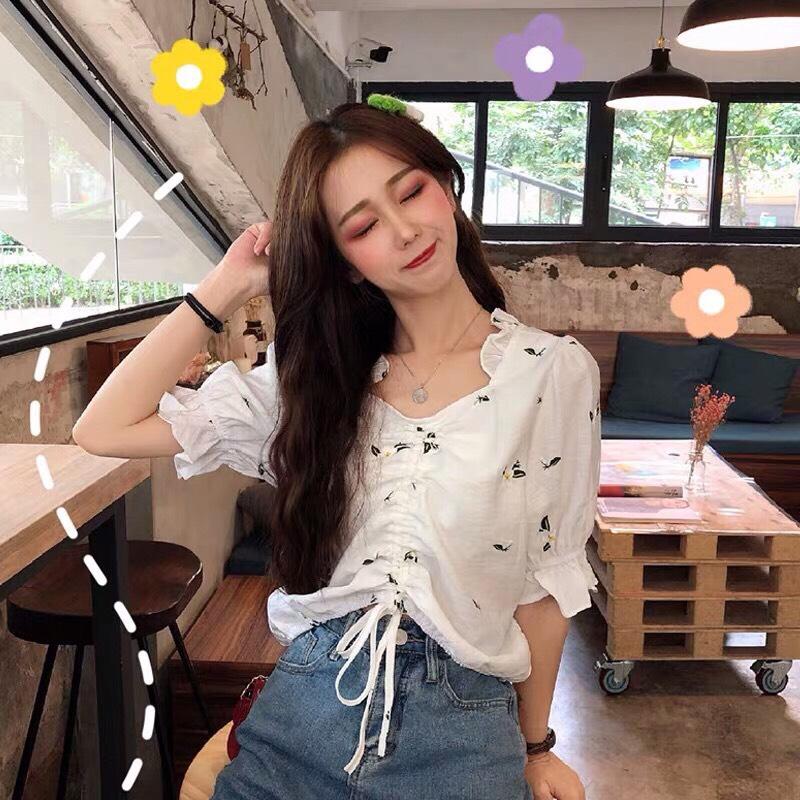Áo Voan Kiểu Cổ V In Hình Hoa Lá Kèm Kết Hợp Kiểu Dây Rút Cực Đáng Yêu TTS0759