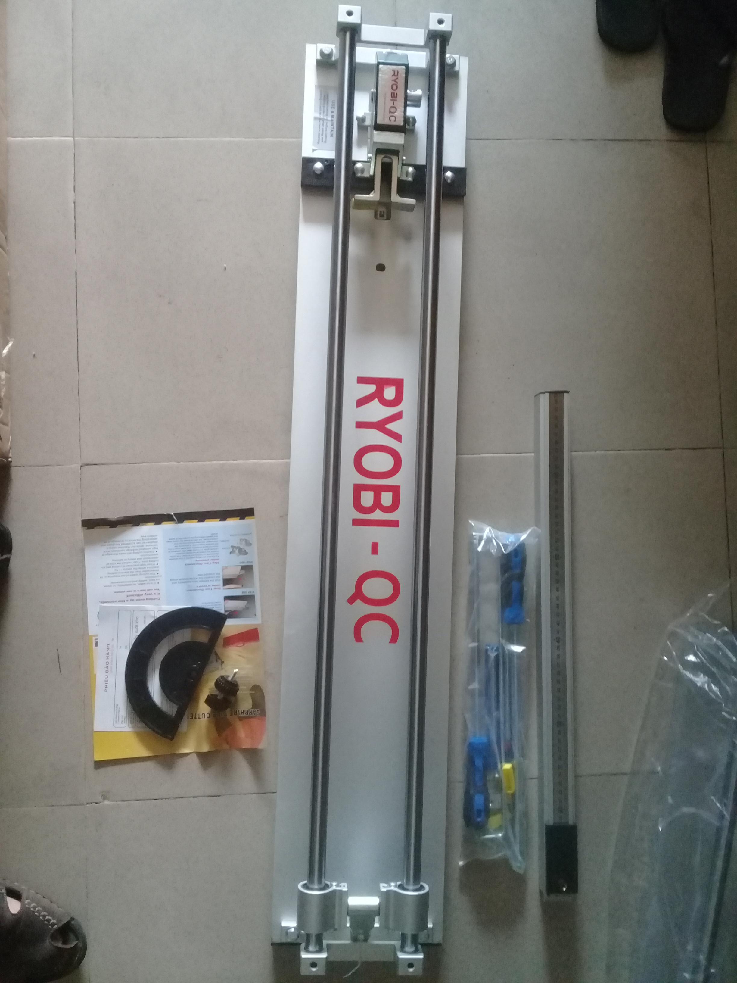 Bàn cắt gạch bằng tay Ryobi  800mm
