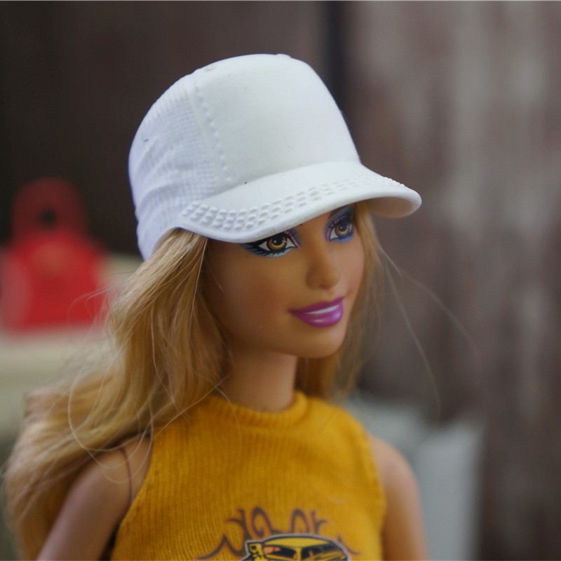 Nón Nhựa Cho Búp Bê Barbie [1 cái ]