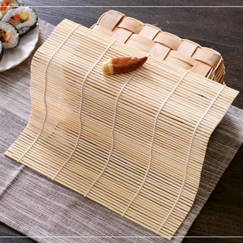 Dụng cụ cuộn sushi bằng gỗ