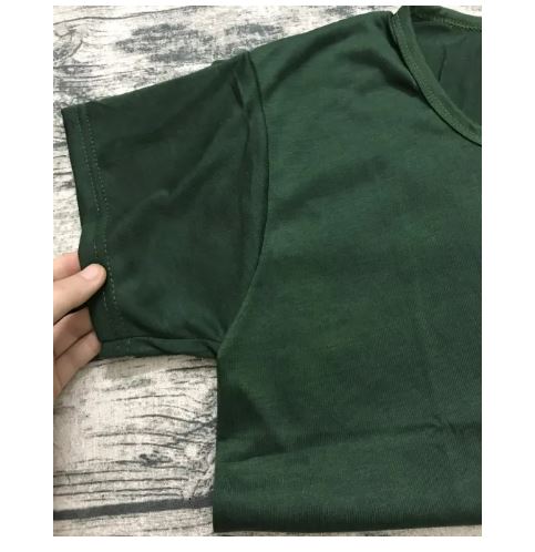 áo thun nam màu xanh lá