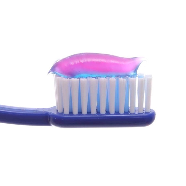 Kem Đánh Răng Dạng Gel Closeup Lửa Băng 180G