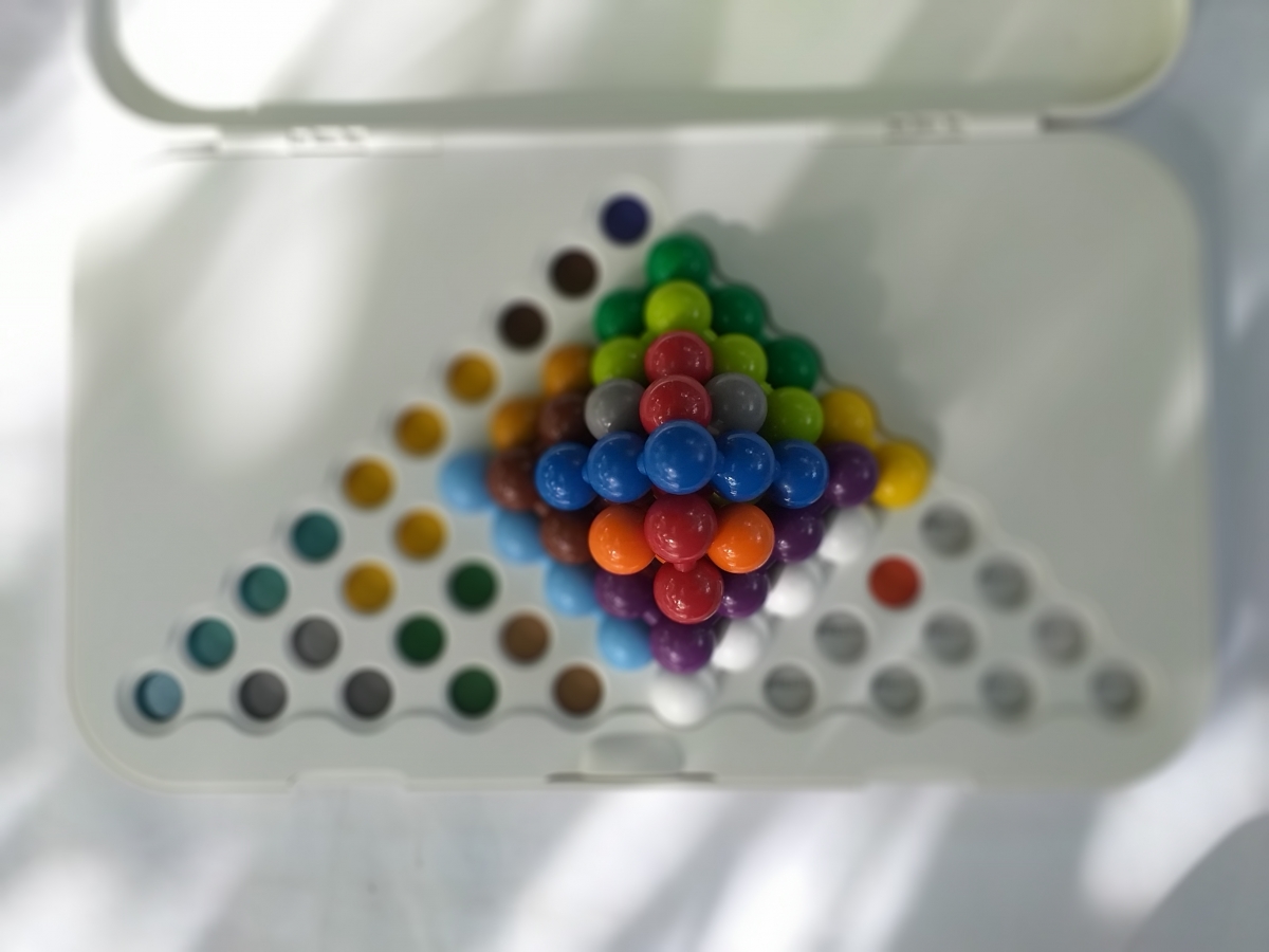 IQ Puzzlia Jumbo Triangle