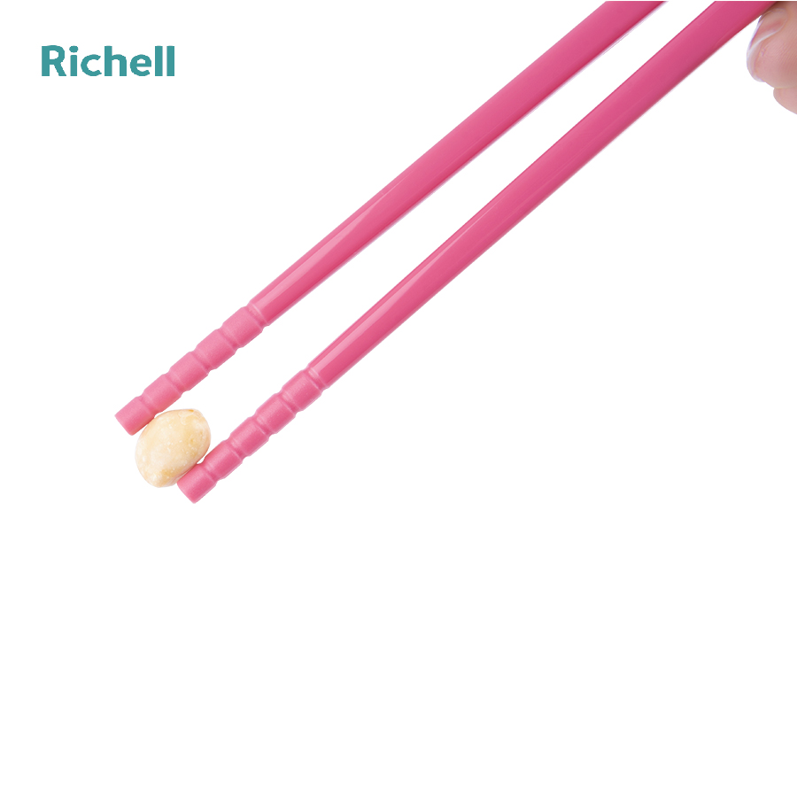 ĐŨA TẬP ĂN BƯỚC 2 RICHELL