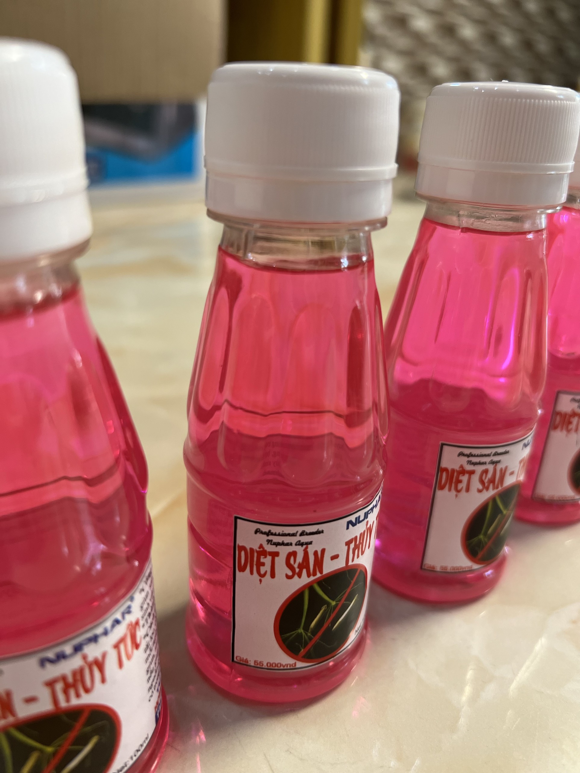 Diệt sán - thủy tức Nuphar ( Hồng 100ml) cho cá cảnh