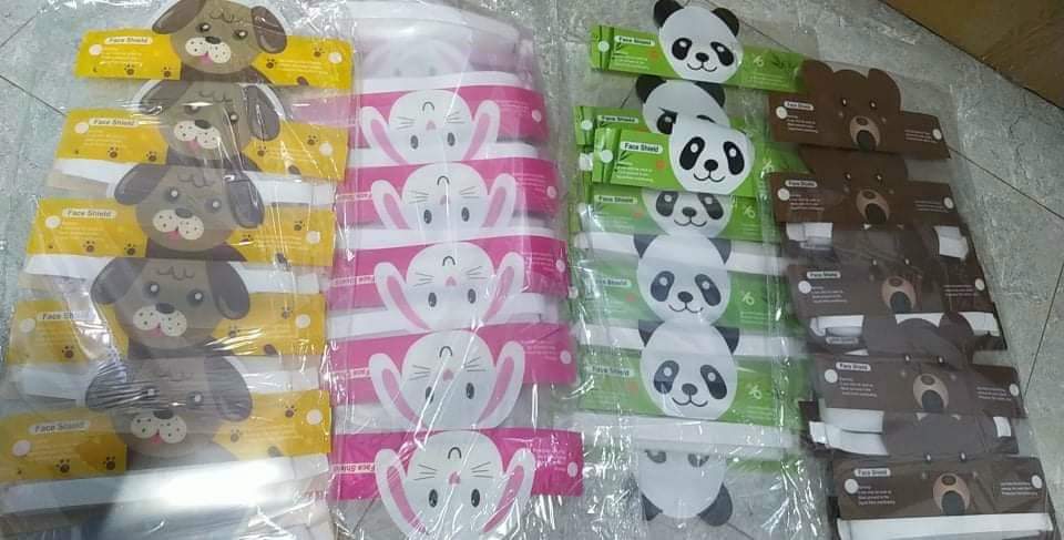 KÍNH CHẮN GIỌT BẮN CHO TRẺ EM