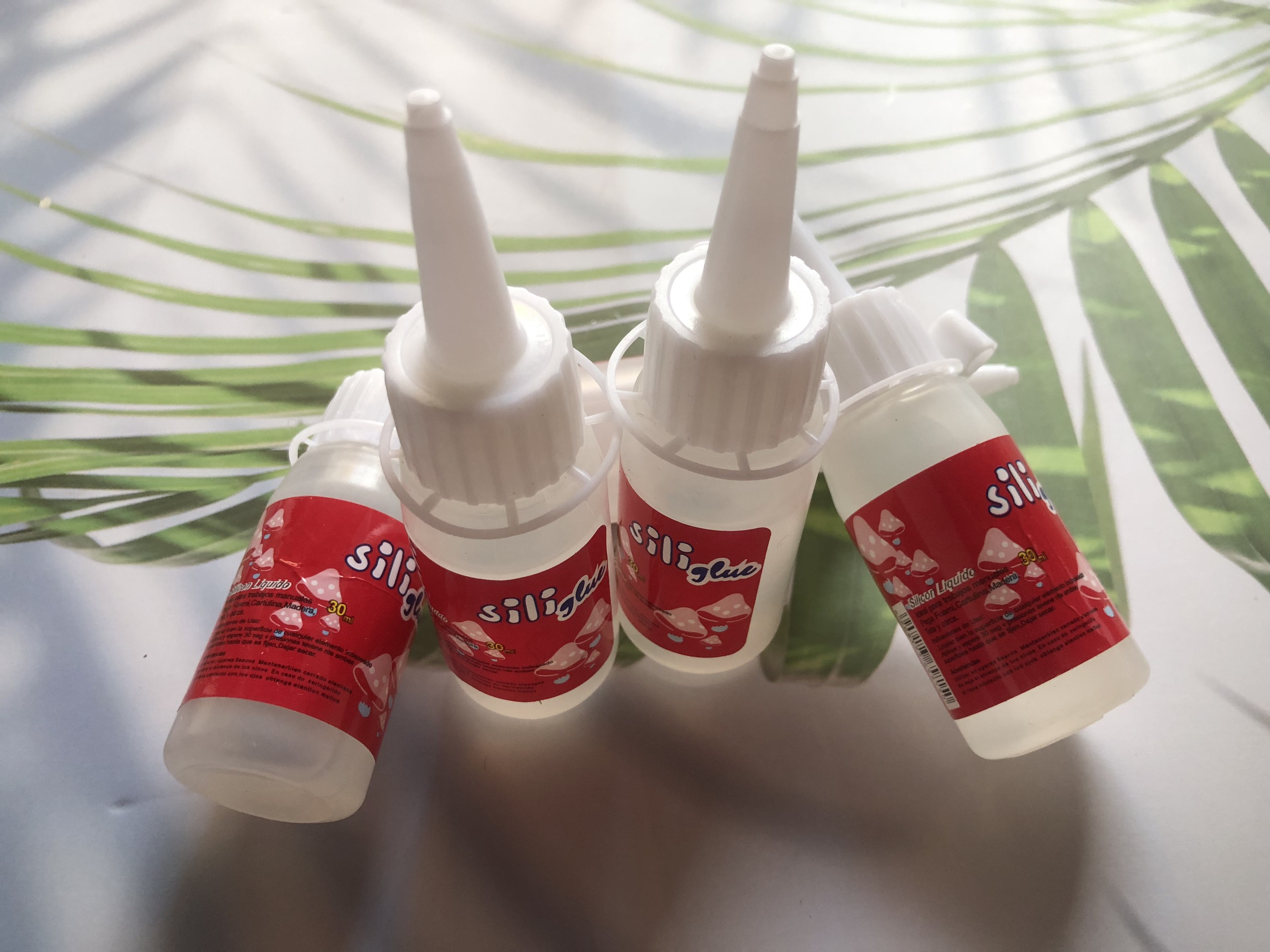 Keo dán len, mắt thú, vải 30ml