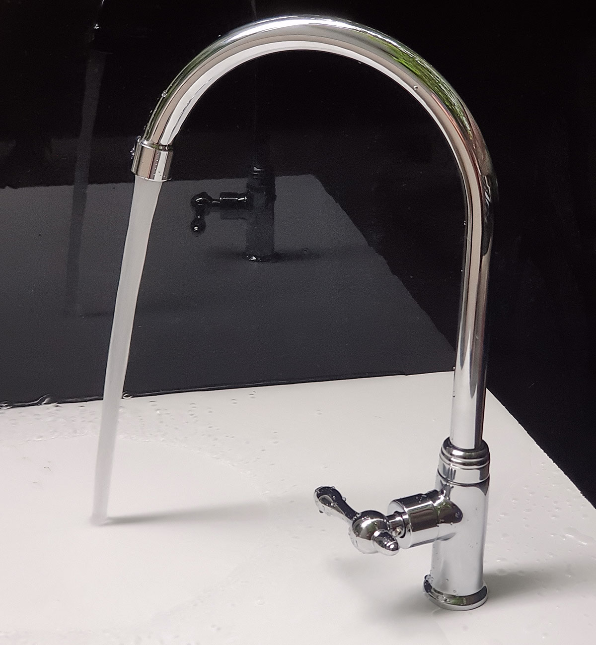 Vòi rửa chén lạnh Đồng mạ Chrome Eurolife EL-RC02 (Trắng bạc)