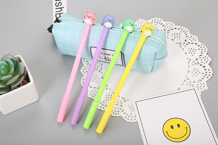 Bút viết mực nước Gấu Mèo Vàng Xanh có 4 màu mực đen đỏ xanh tím - SakuraShop