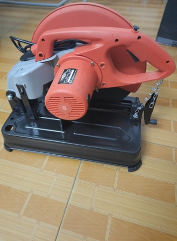 Máy cắt sắt  MT 241