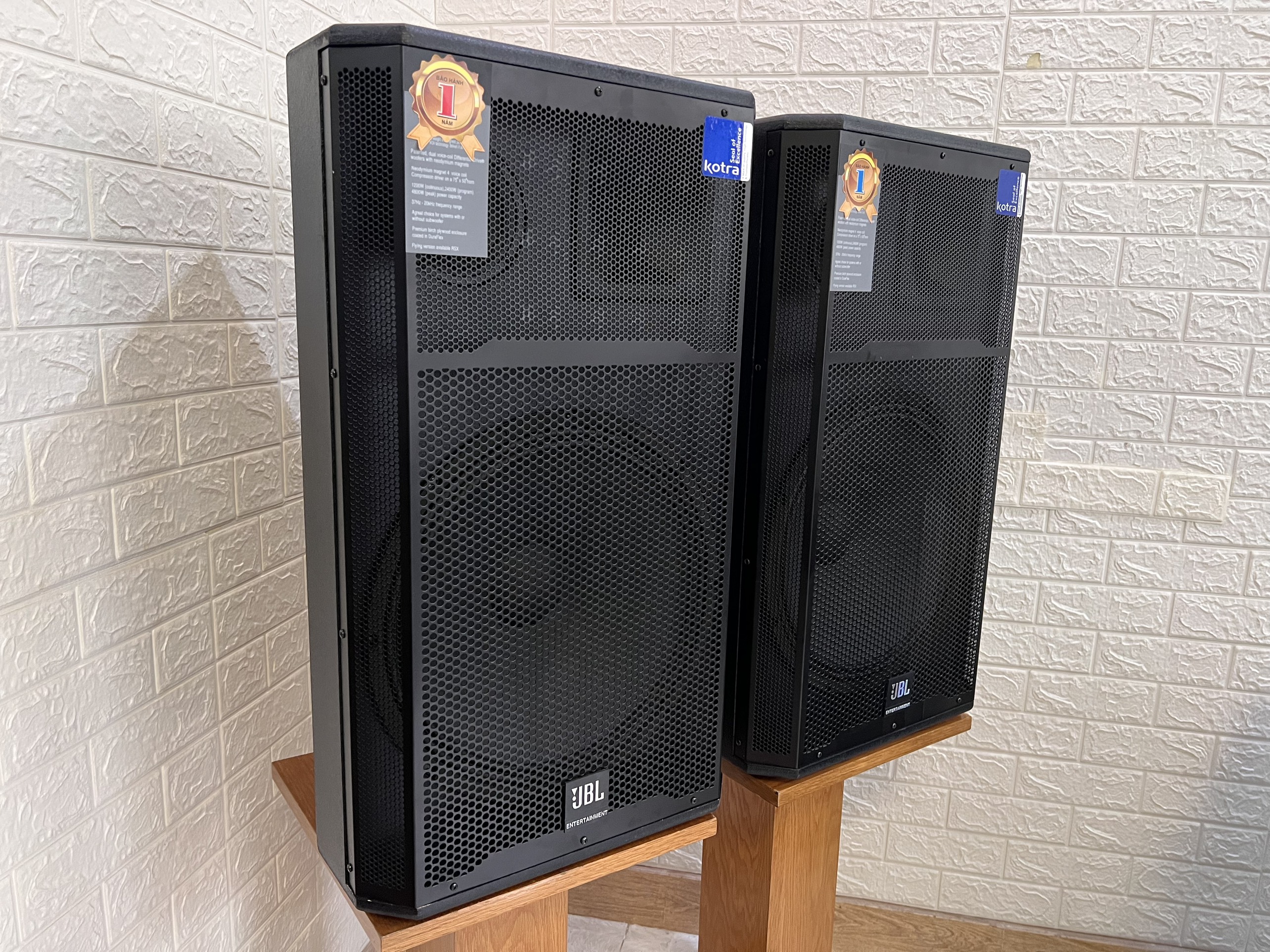 LOA 4 TẤC SƠN JBL CAO CẤP