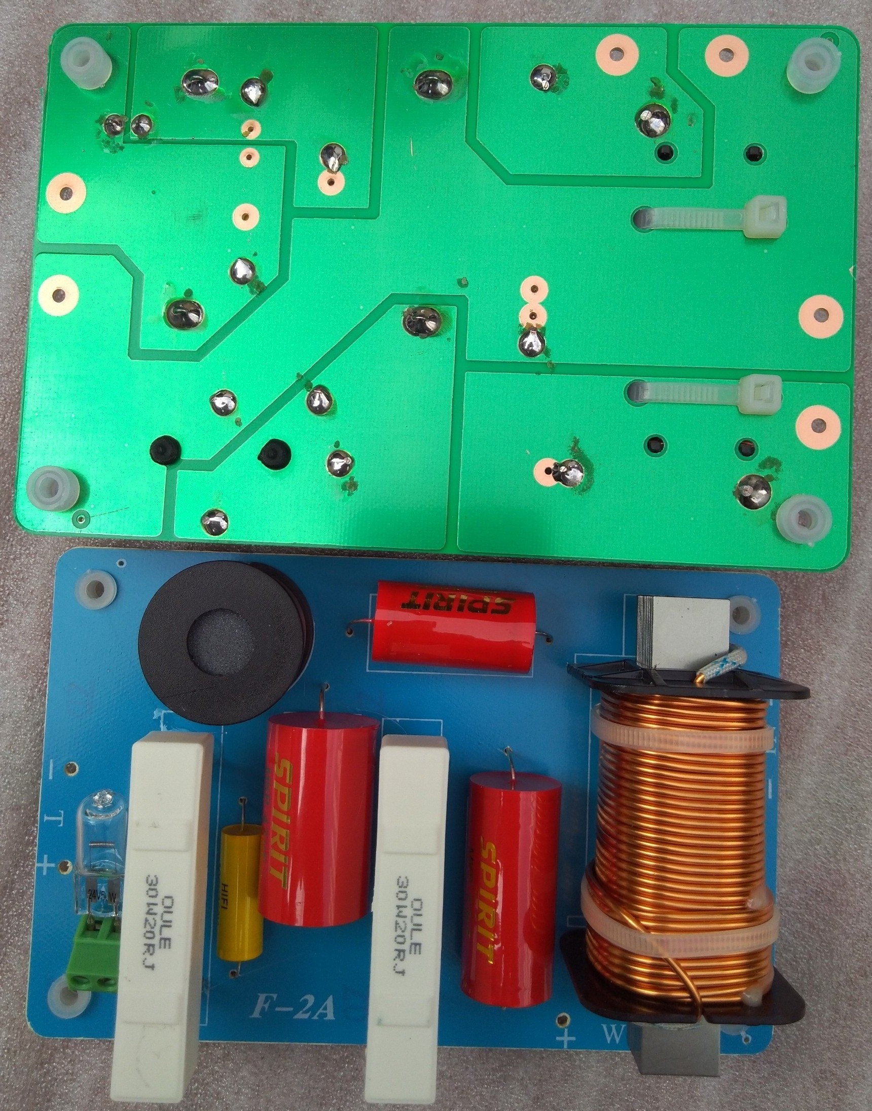 MẠCH PHÂN TẦN 2 LOA F2A - DÙNG CHO 1 BASS 1 TREBLE - GIÁ 1 ĐÔI